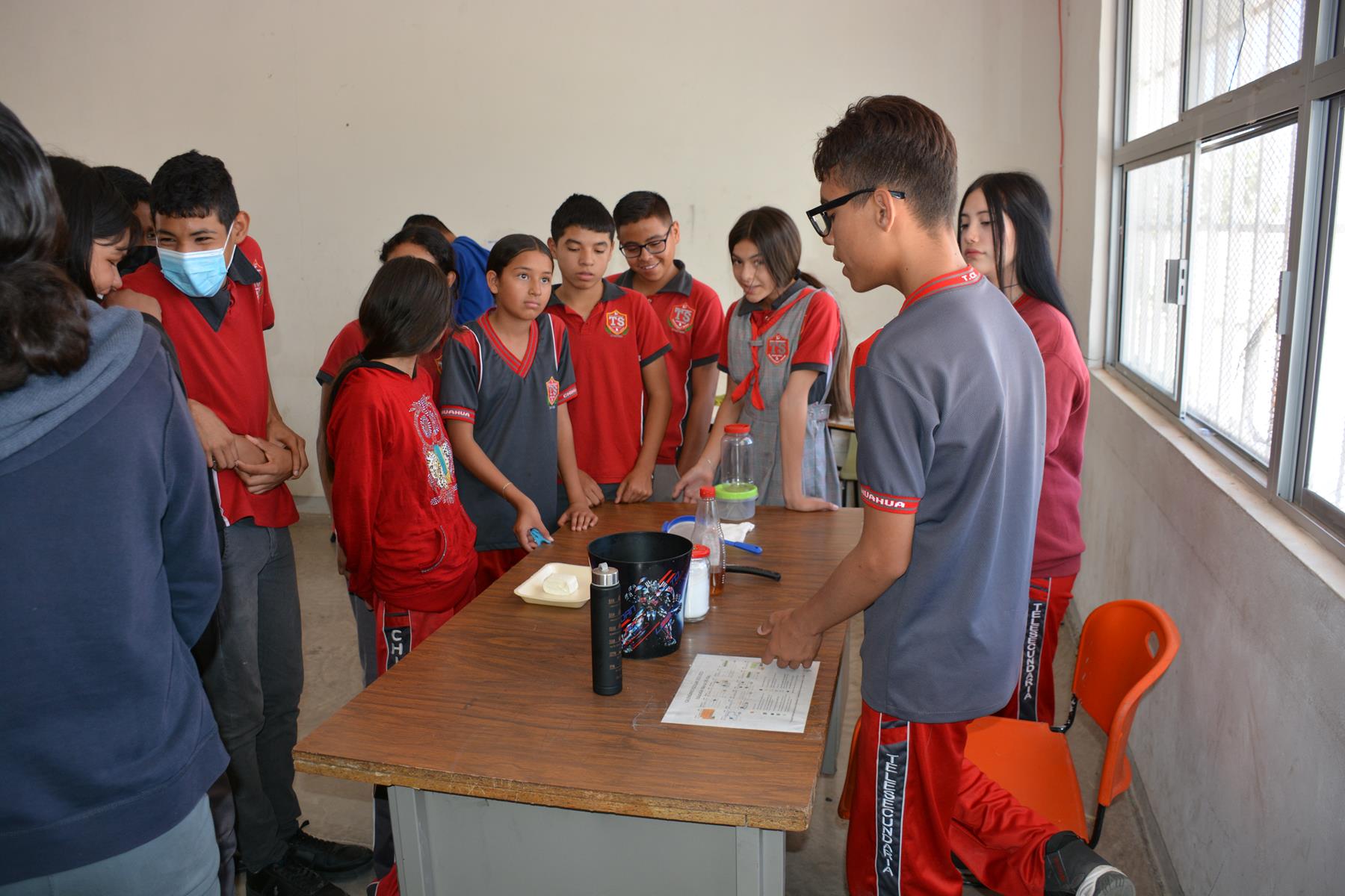 EXPONEN ESTUDIANTES DE LA TELESECUNDARIA CHIHUAHUA  APRENDIZAJES ADQUIRIDOS DURANTE EL CICLO ESCOLAR