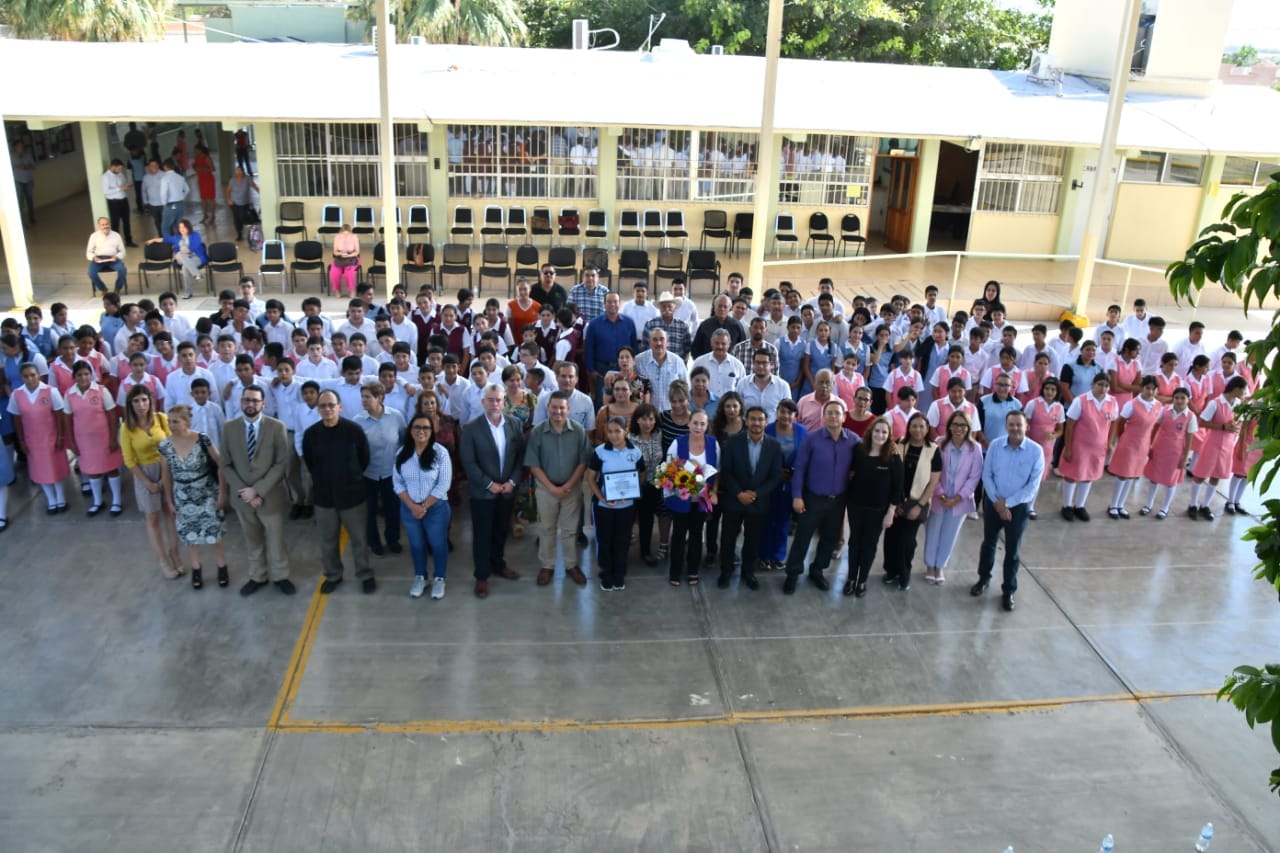 CELEBRAN AUTORIDADES EL 25 ANIVERSARIO DE LA FUNDACIÓN DE LA SECUNDARIA FEDERAL 96 “VENCEDORES DEL DESIERTO” EN DELICIAS 