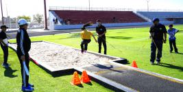 La Secretaría de Educación y Deporte (SEyD), a través de Servicios Educativos del Estado de Chihuahua (SEECH), dio el banderazo de salida para los Juegos Deportivos Escolares de la Educación Básica en su etapa de Zona en Juárez.