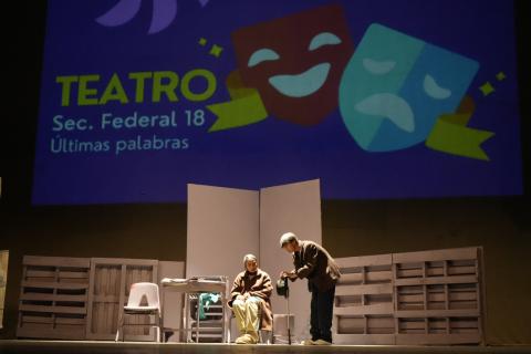Con la participación de estudiantes de los 26 planteles de Secundarias Generales en la Región Norte, se llevó a cabo la clausura de los XLII Eventos Deportivos, Cívicos y Culturales, “Víctor Manuel Villagrán Espinoza”.