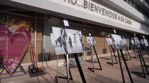 Con motivo del Día de la Educadora y Educador Físico, Servicios Educativos del Estado de Chihuahua (SEECH), a través del Departamento de Educación Física y la Zona 12, montó una exposición fotográfica en sus instalaciones.