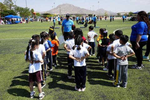 Con la intención de guiar a alumnas y alumnos de 17 planteles de Preescolar en la práctica deportiva y el uso adecuado del tiempo libre, la Zona 14 de Educación Física realizó la Primera Copa de Atletismo en Ciudad Juárez.