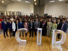 El Centro de Investigación y Docencia (CID) de Ciudad Juárez, llevó a cabo la ceremonia de graduación de 38 alumnas y alumnos del programa de Maestría en Educación de la generación 2023-2025, además de la entrega de títulos a otros 25 estudiantes.